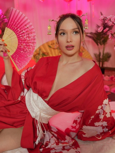 Частная массажистка Майя 