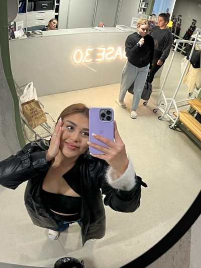 Частная массажистка Адель 