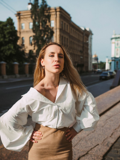 Частная массажистка Александра 