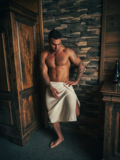 Частная массажистка Оксана и Александр 