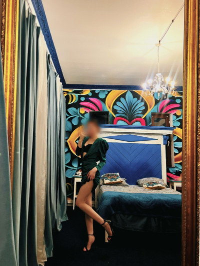 Частная массажистка Адель 