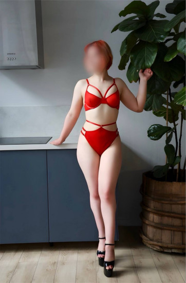 Массажистка салона Альбина, 28 лет, Москва - фото 4