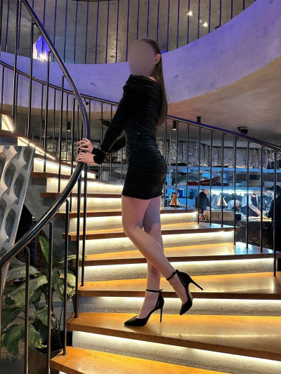 Частная массажистка Дина 