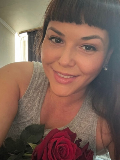 Частная массажистка Юлия Гаури 