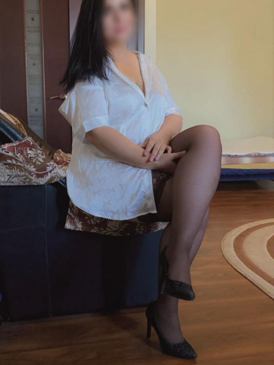 Частная массажистка Лейла 