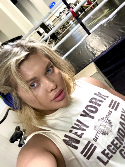 Частная массажистка Саша 