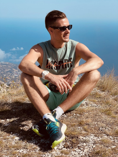 Частный массажист Максим 