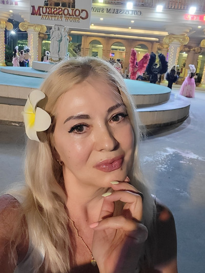 Частная массажистка Лара 