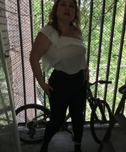 Частная массажистка Янина 