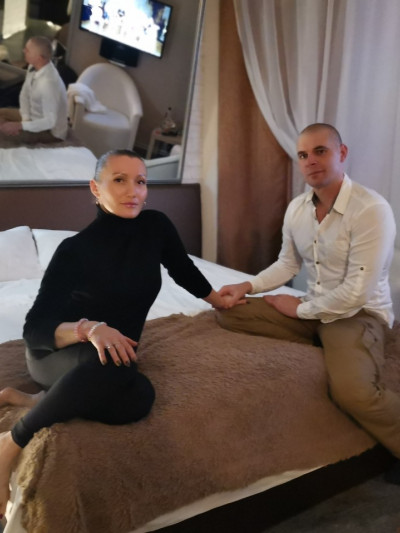 Частный массажист Олег и Ирина 