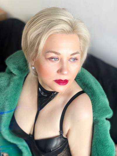 Частная массажистка Лара 