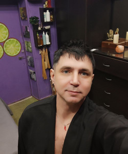 Частный массажист Дмитрий Карпенко