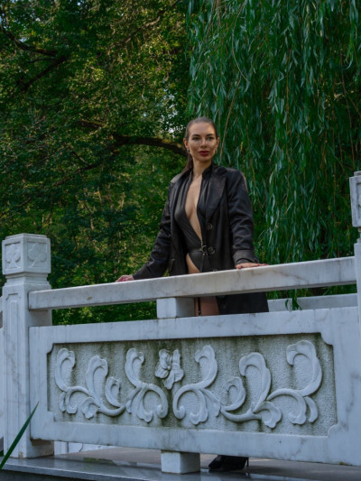 Частная массажистка Виктория 